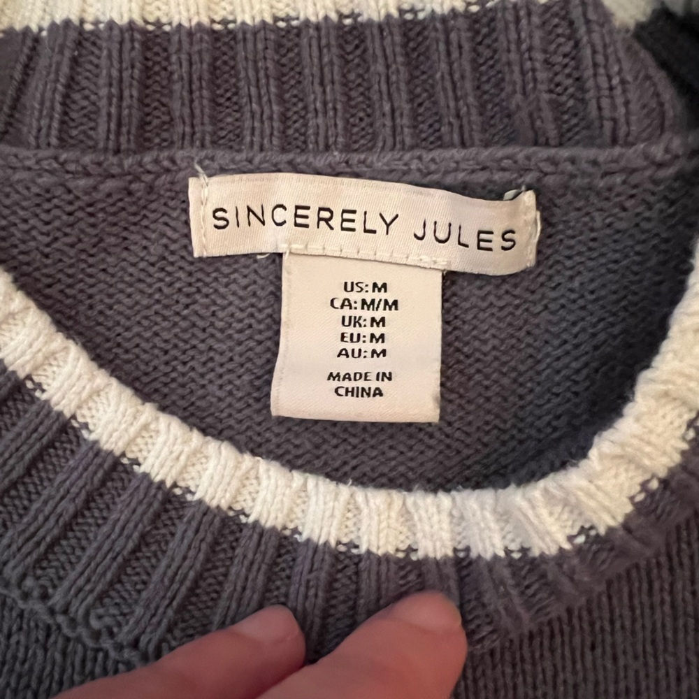 Sincerely Jules Gray Weekend Sweater - Picture 5 of 6